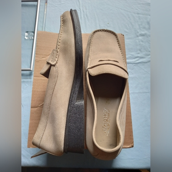 Soft leather Aerosols size 9 - Picture 3 of 5